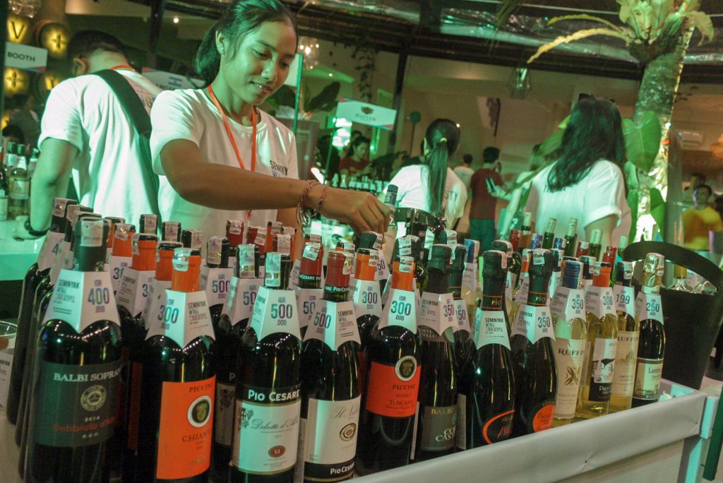 Mengenal dan Menikmati Wine di Seminyak Wine Carnival 2019